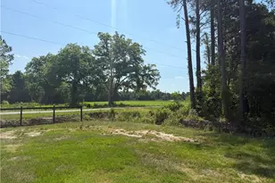 4339 Saddletree Rd, Lumberton, NC 28360 - Photo 7