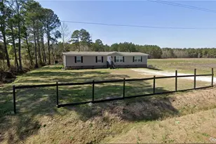 4339 Saddletree Rd, Lumberton, NC 28360 - Photo 1