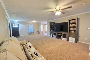 550 Thomas Dr, Raeford, NC 28376 - Photo 11