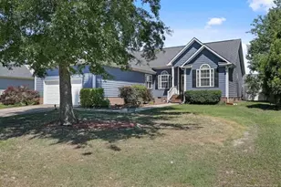 5952 Blue Sky Ln, Hope Mills, NC 28348 - Photo 3