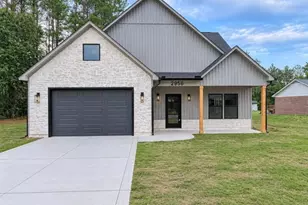 2956 Braddy Rd, Fayetteville, NC 28306 - Photo 1