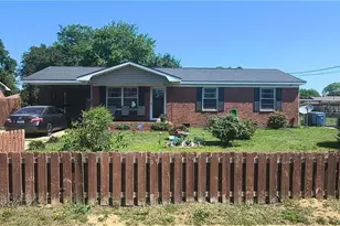 311 Glen Canyon Dr, Fayetteville, NC 28303 - Photo 1