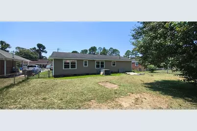 311 Glen Canyon Drive, Fayetteville, NC 28303 - Photo 23