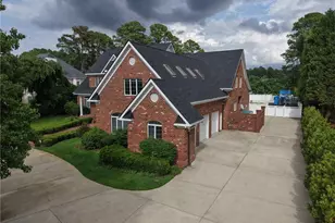 105 Great Oaks Dr, Fayetteville, NC 28303 - Photo 3