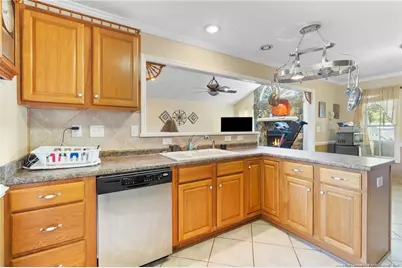 24298 Nc Hwy 71 Highway N, Parkton, NC 28371 - Photo 11