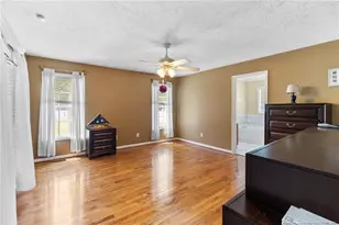 24298 Nc Hwy 71 Hwy N, Parkton, NC 28371 - Photo 13