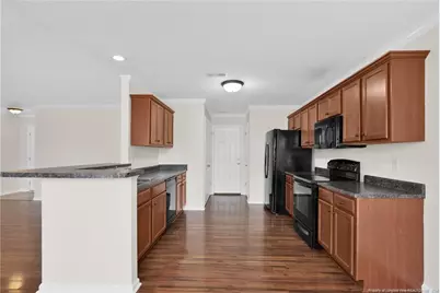 1421 Avoncroft Drive, Fayetteville, NC 28306 - Photo 11