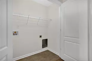 1421 Avoncroft Dr, Fayetteville, NC 28306 - Photo 15