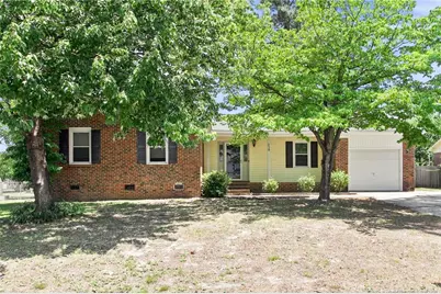 2109 Hollyridge Place, Fayetteville, NC 28304 - Photo 3