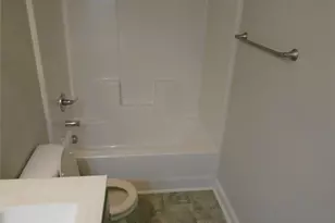 2240 Mannington Dr, Fayetteville, NC 28306 - Photo 21