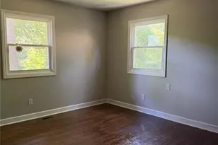 1404 Valencia Dr, Fayetteville, NC 28303 - Photo 9