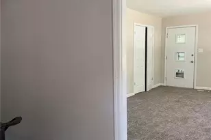 1404 Valencia Dr, Fayetteville, NC 28303 - Photo 3