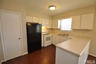 109 Misty Ct, Cary, NC 27513 - Photo 9