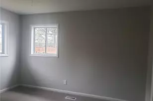 1939 Ashton Rd, Fayetteville, NC 28304 - Photo 9