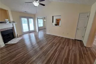 3681 Pioneer Dr, Hope Mills, NC 28348 - Photo 3