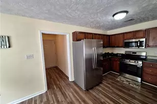 3681 Pioneer Dr, Hope Mills, NC 28348 - Photo 13