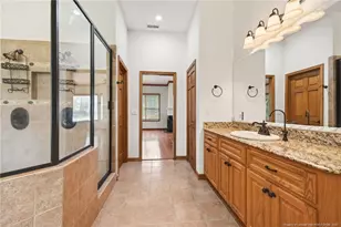 2204 Honey Ln, Hope Mills, NC 28348 - Photo 29