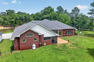 2204 Honey Ln, Hope Mills, NC 28348 - Photo 47
