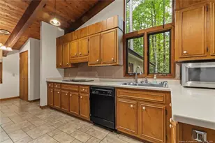 562 Chelsea Dr, Sanford, NC 27332 - Photo 25