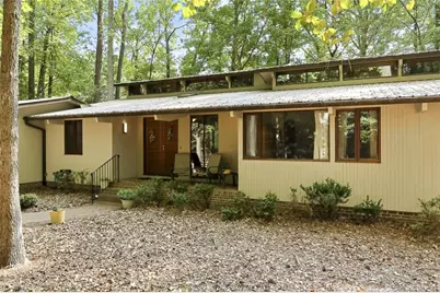 562 Chelsea Drive, Sanford, NC 27332 - Photo 3