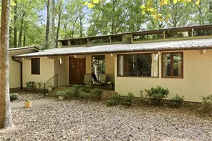 562 Chelsea Dr, Sanford, NC 27332 - Photo 3