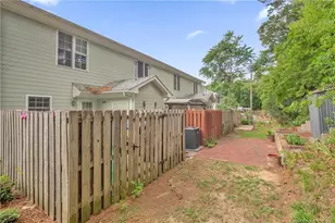 425 Cityview Ln, Fayetteville, NC 28301 - Photo 21