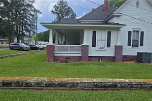 203 Jackson St, Rowland, NC 28340 - Photo 3