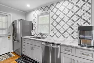 511 Terry Cir, Fayetteville, NC 28304 - Photo 5