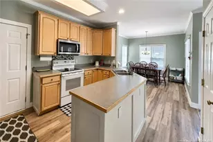 1705 Ashley Downs Dr, Apex, NC 27502 - Photo 15