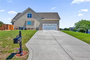 314 Bridle Dr, Raeford, NC 28376 - Photo 3