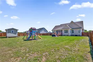 314 Bridle Dr, Raeford, NC 28376 - Photo 37