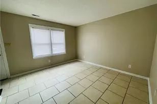 4959-C Galveston Dr, Fayetteville, NC 28303 - Photo 5