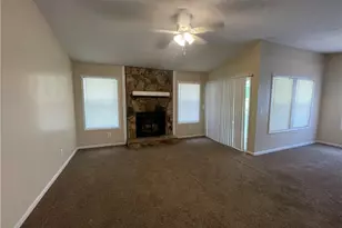 1000 Wood Creek Dr, Fayetteville, NC 28314 - Photo 3