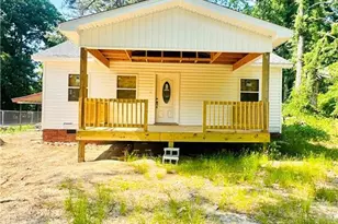909 Ray Ave, Sanford, NC 27330 - Photo 1