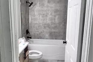 226 S Windsor Dr, Fayetteville, NC 28301 - Photo 7