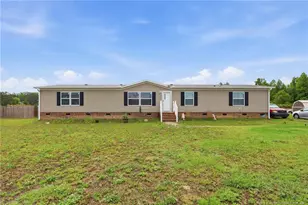 88 Ryegrass Dr, Saint Pauls, NC 28384 - Photo 1