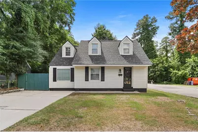 215 Hinsdale Avenue, Fayetteville, NC 28305 - Photo 1