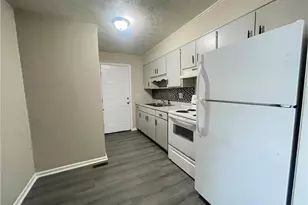 4959-A Fieldcrest Dr, Fayetteville, NC 28303 - Photo 7