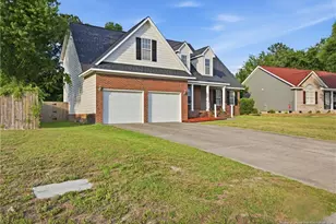 4211 Pete Warner Ct, Hope Mills, NC 28348 - Photo 3