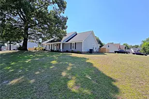 112 Forest Creek Dr, Raeford, NC 28376 - Photo 37