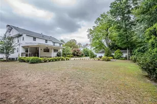 212 E 3rd Ave, Red Springs, NC 28377 - Photo 47