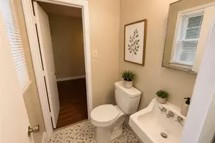 1404 Hibiscus Rd, Fayetteville, NC 28311 - Photo 7