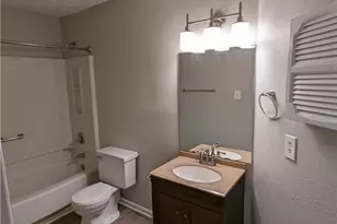 811 Applewood Ln, Fayetteville, NC 28303 - Photo 9