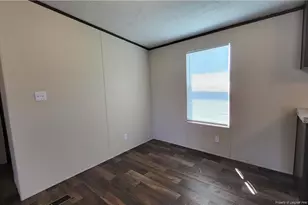 262 Burns Rd, Lumberton, NC 28358 - Photo 5
