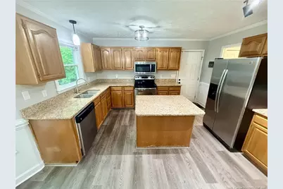 632 Bromsworth Trail, Fayetteville, NC 28311 - Photo 9