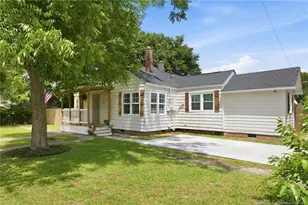202 N Jackson St, Raeford, NC 28376 - Photo 5