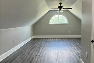 18 Floral Springs Rd, Lumberton, NC 28360 - Photo 15