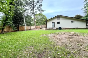 5728 McDougal Dr, Fayetteville, NC 28304 - Photo 39