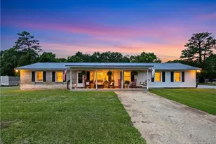 4702 Quaker Ct, Hope Mills, NC 28348 - Photo 1