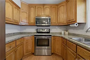 4702 Quaker Ct, Hope Mills, NC 28348 - Photo 17